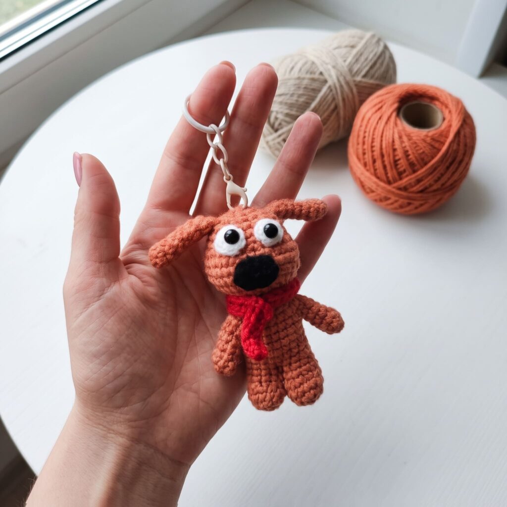 Free Cute Dog Crochet Pattern – Easy Amigurumi Keychain Tutorial